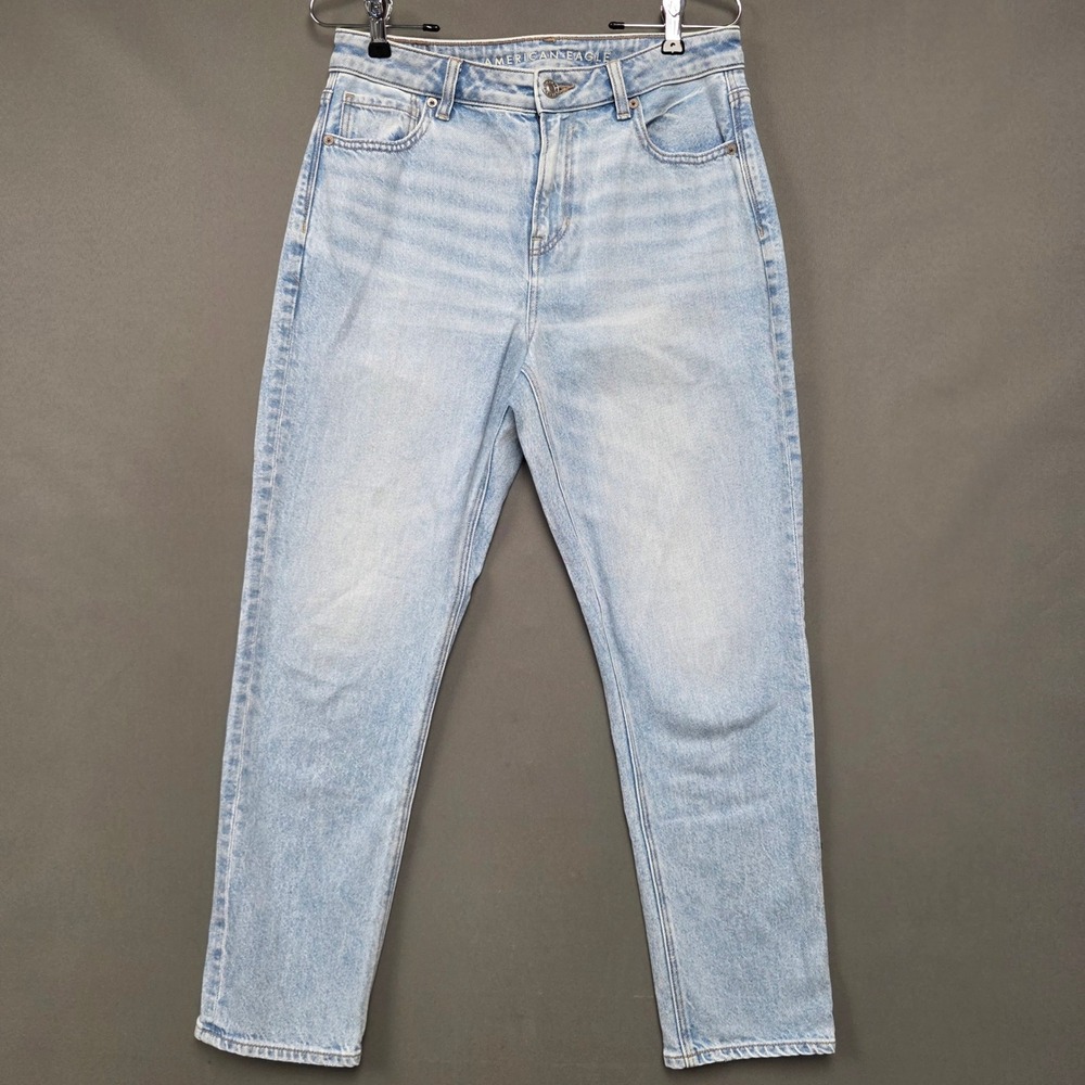 American Eagle Mom Jean Women's Strigid High Rise Denim Light Wash 4 Short
